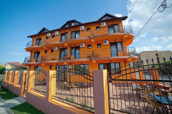 Ferienhaus für 4 Personen, mit Ausblick und Garten in Rumänien