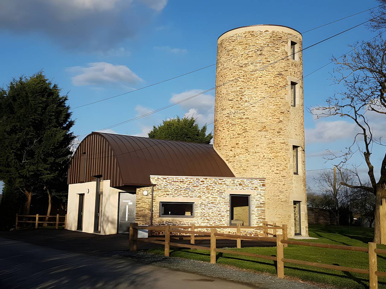 Gîte du moulin de la violaye – Unique Restored Windmill near Nantes in Fay-de-Bretagne, Châteaubriant
