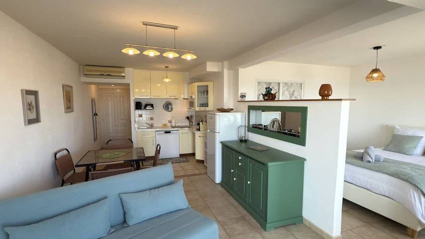 Ferienwohnung für 2 Personen, mit Balkon/Terrasse in Valras-Plage