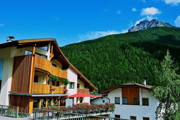 Pension für 3 Personen, mit Pool und Sauna sowie Terrasse, kinderfreundlich im Stubaital