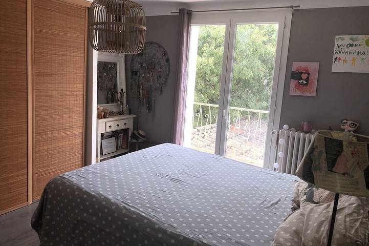 Location de vacances pour 10 personnes, avec terrasse ainsi que jardin et jacuzzi, animaux acceptés à Aniane - 3