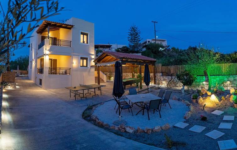 Anelia  Serene Villa 500 m from the beach! in Rethymno e dintorni