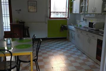 Gîte pour 4 personnes, avec terrasse, animaux acceptés à Accolay (Yonne)