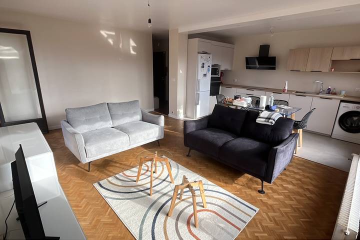 Entire apartment, Bright apartment with balcony in Annecy in Meythet, Annecy (commune)