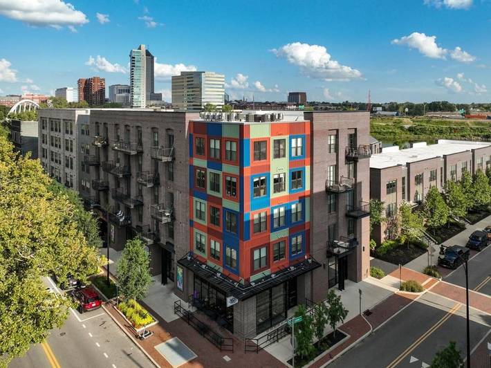 Vacation rental for 2 people, with terrace and pool in Columbus