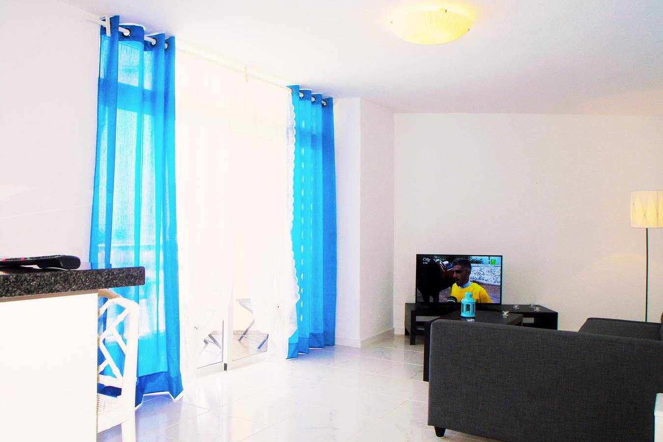 Apartamento entero, Apartamento de vacaciones para 4 personas con balcón in Playa de las Américas, Tenerife Sur