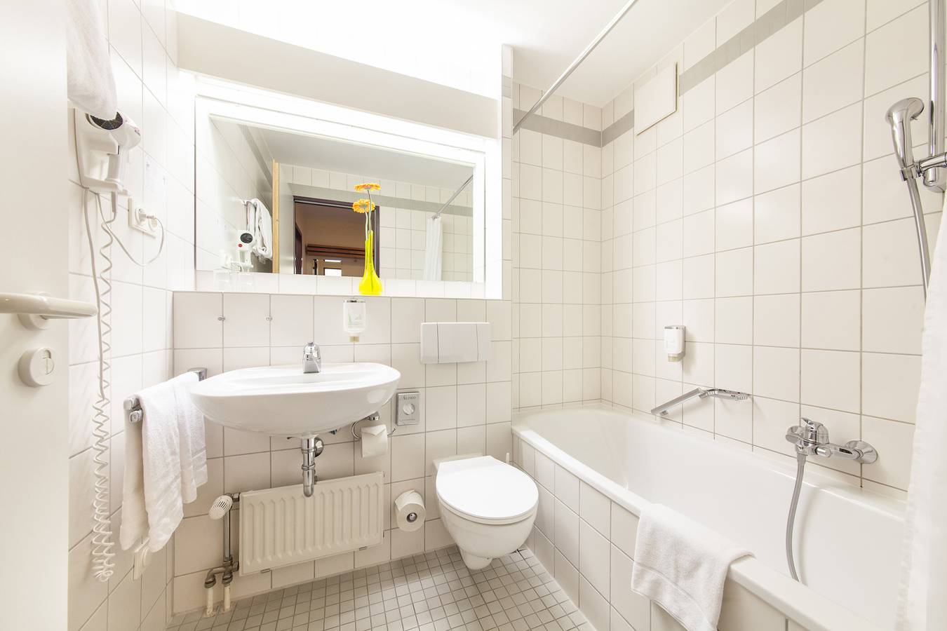 Entire vacation apartment, Apartment zentral in Leipzig für 2 Personen in Südwest, Leipzig