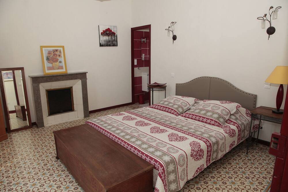 Ideal for recharging your batteries or getting together with family and friends. A joy. in Séguret, Vaucluse