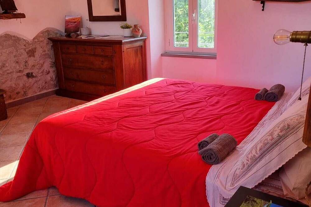 Evening Rose - Dream vacation in Tuscany with private spa, near 5 Terre in Tresana, Val di Magra