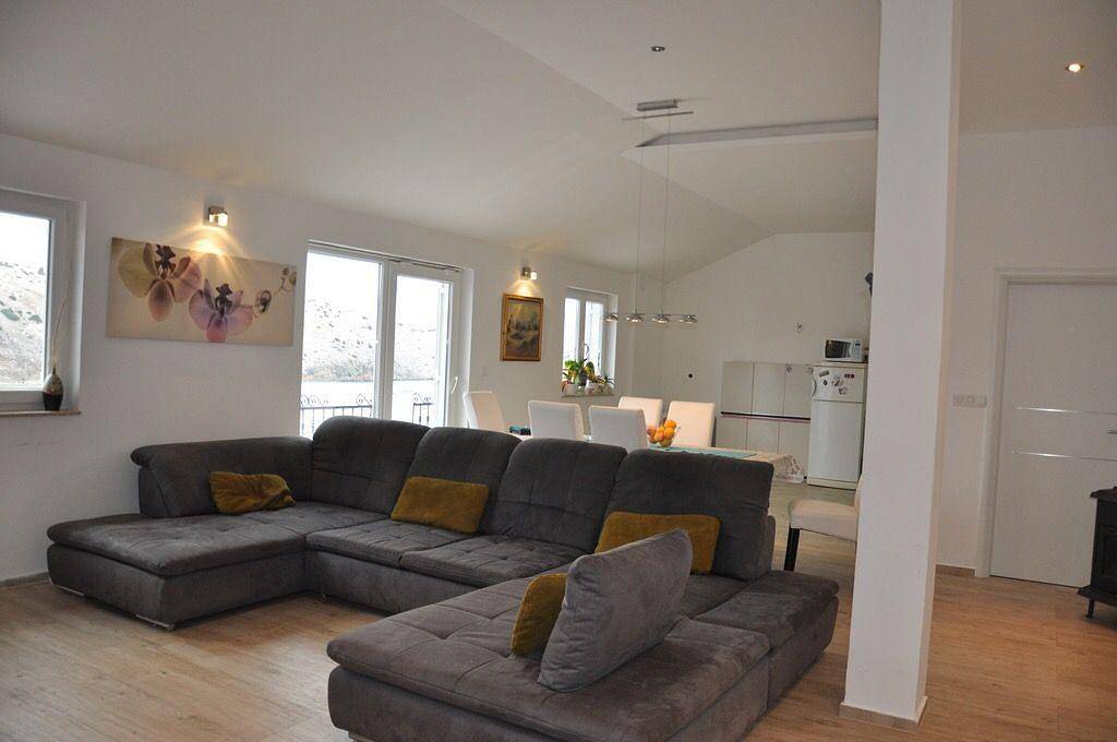 Apartamento vacacional entero, Holiday flat "Sanset" with view of the water in Lopar, Rab