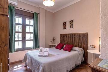 Casa Rural para 11 Personas en Ardales, Provincia de Málaga, Foto 4
