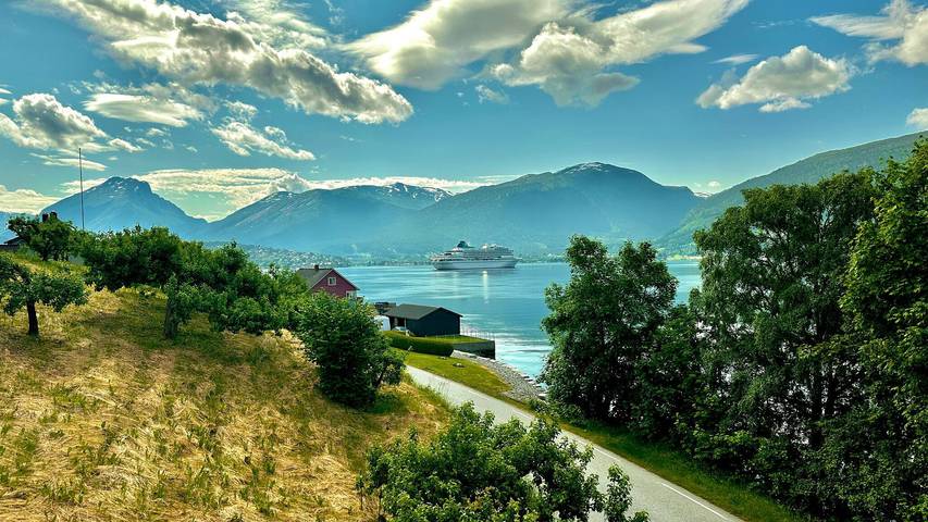 Chambre d’hôte pour 3 personnes, avec Jardin dans Myrland