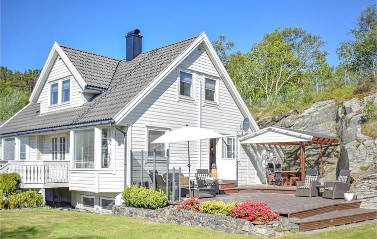 Ferienhaus für 6 Personen, mit Terrasse und Garten - 1