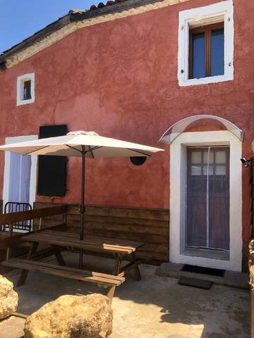 Gîte pour 2 personnes, avec terrasse dans Castaignos-Souslens