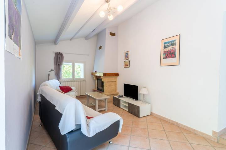 Location de vacances pour 6 personnes, avec jardin, adapté aux familles à Mirabel-aux-Baronnies - 4