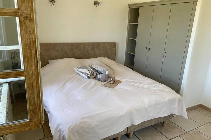 Renovated bastide near Apt with private pool in APT, Parque natural regional del Luberon