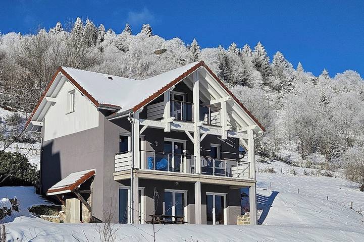 Maison de vacances pour 10 personnes, avec jacuzzi et jardin ainsi que sauna et balcon à La Bresse