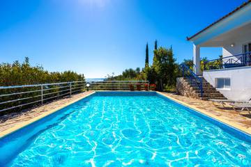 Villa for 5 People in Messenian Gulf, Peloponnese region, Photo 2