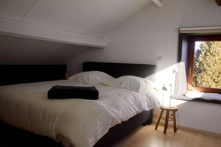 Location de vacances pour 6 personnes, avec vue et jardin à Bertogne - 2