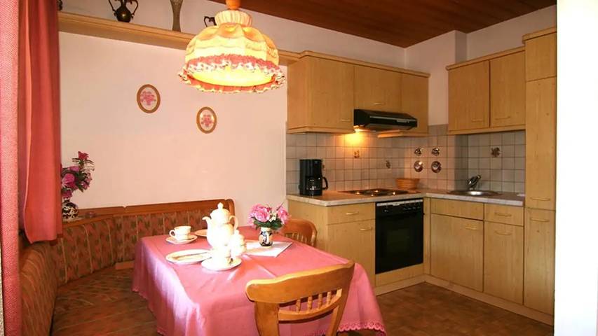 Hütte für 4 Personen, mit Terrasse und Garten, mit Haustier am Königssee - 3