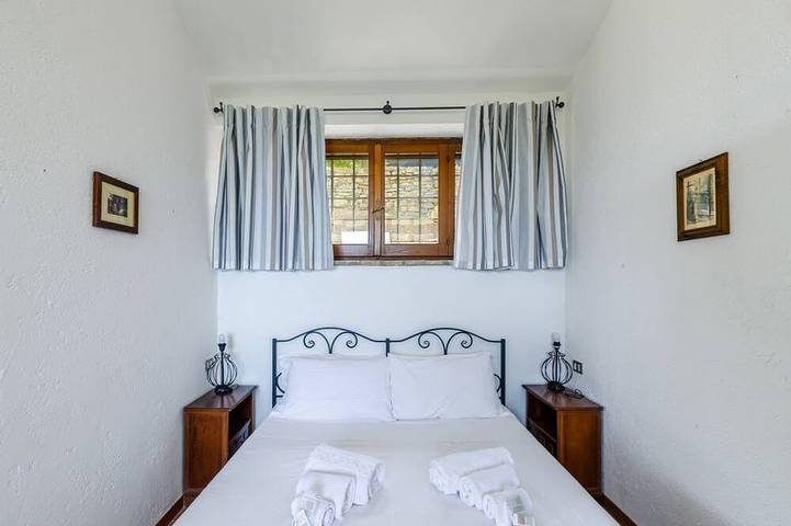 PoloTuristicoUmbria Rustico Vista Lago Apt Aratro in Passignano sul Trasimeno, Lago Trasimeno