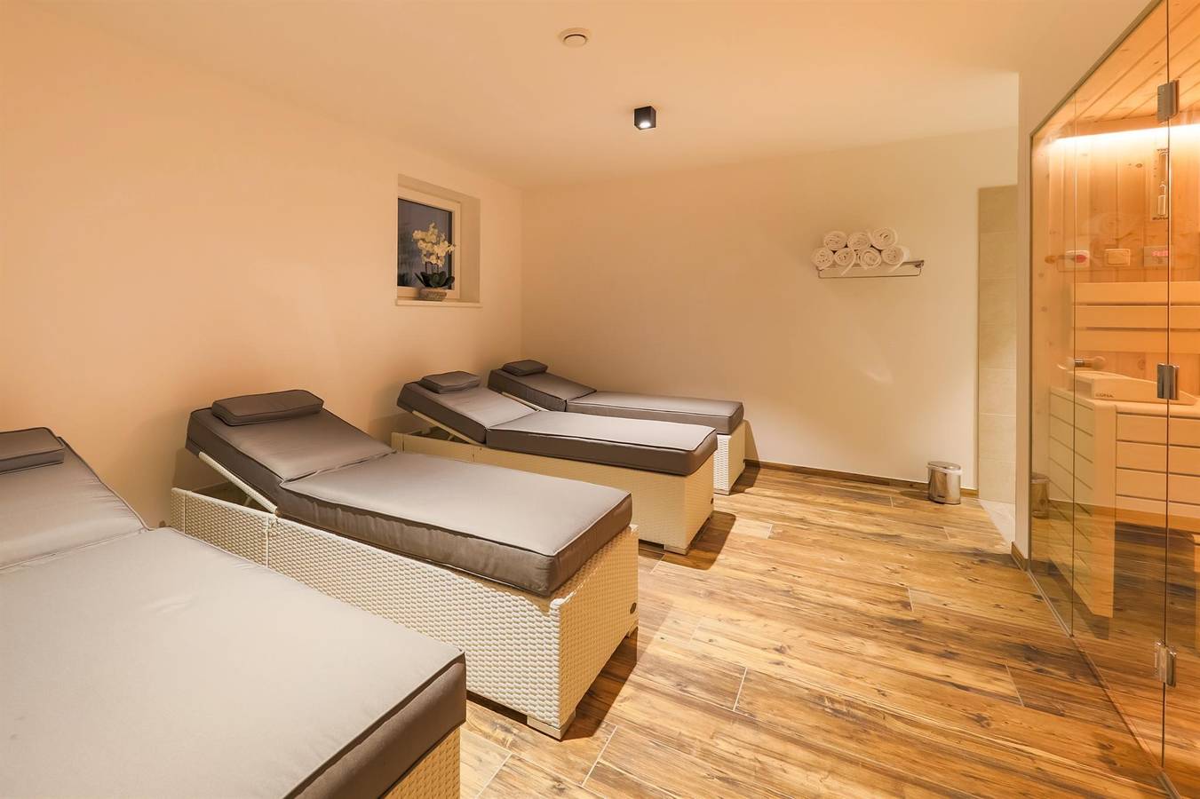 Geheel vakantieappartement, Vakantiehuis, douche en bad, Wc, 3 slaapkamers in Kaprun, Pinzgau