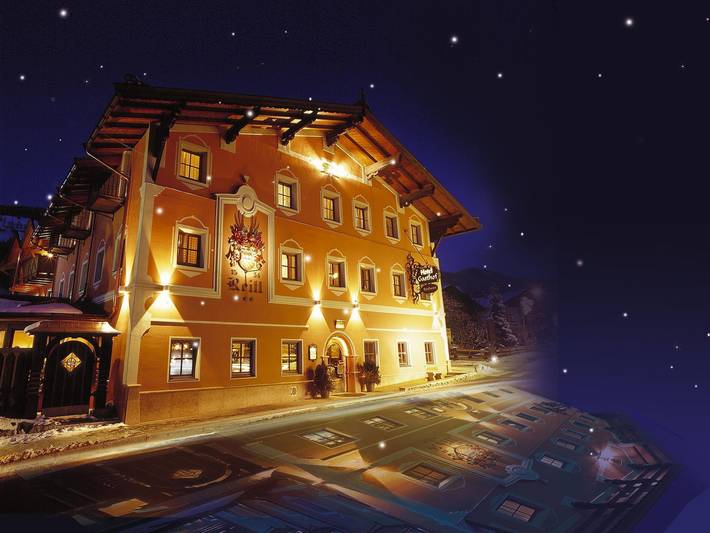 Hotel, mit Balkon