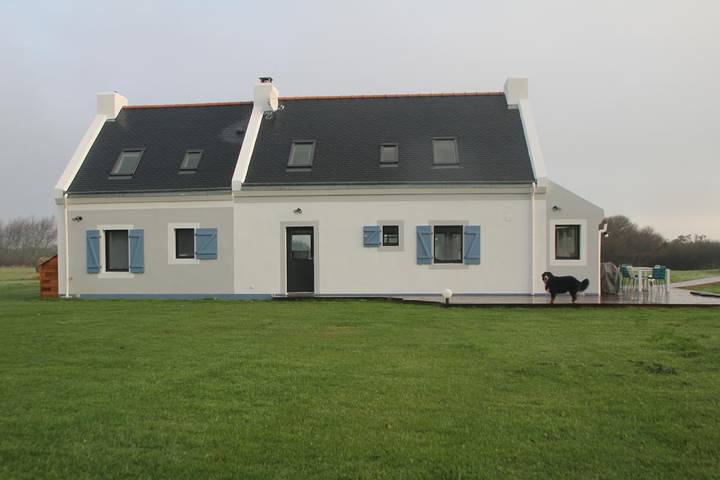 Gîte pour 10 personnes, avec jardin ainsi que jacuzzi et terrasse à Belle-Île-en-Mer - 2