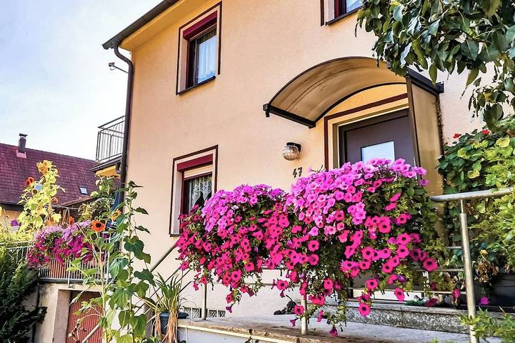 Ferienhaus für 5 Personen, mit Balkon und Garten in Neudrossenfeld