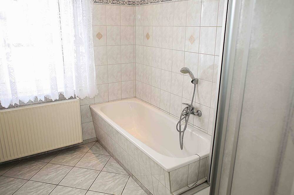 Entire apartment, Apartment / flat - Anhalt in Roßlau, Dessau