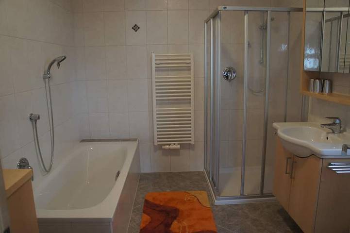 Holiday apartment for 4 people, with garden and balcony - 1