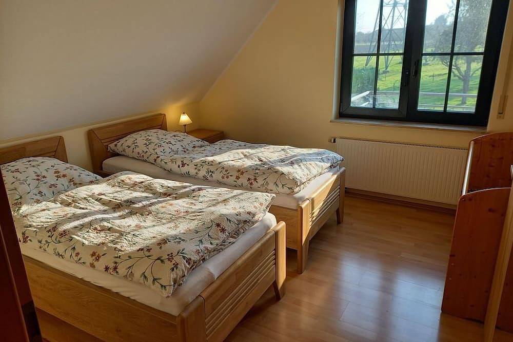 Ganze Wohnung, Ferienwohnung Obstwiese - Bauernhof Sesterhenn in Leichlingen, Rheinisch-Bergischer Kreis