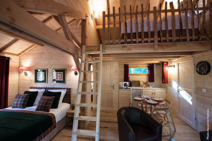 Luxuskabine Mit Spa In Bäumen in Montargis und Umgebung