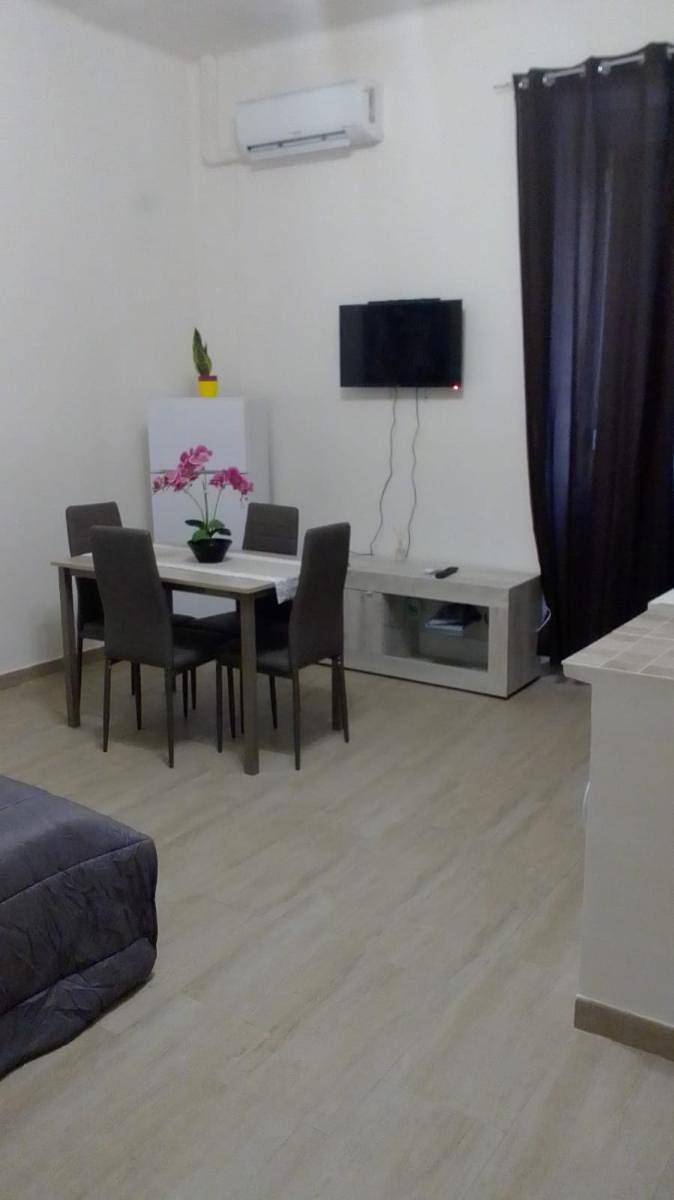 Ganze Wohnung, Ferienwohnung für 3 Personen mit Balkon/Terrasse in Sassari, Sassari Provinz