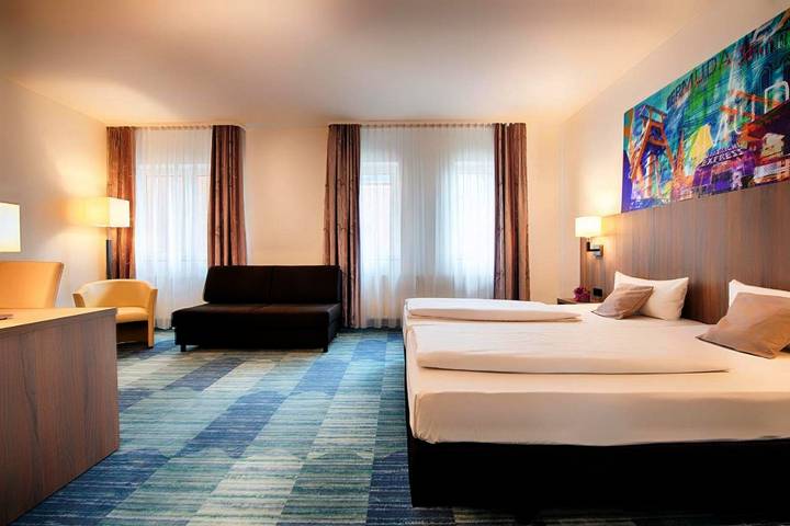 Hotel für 10 Personen, mit Terrasse und Garten sowie Sauna in Bochum - 3