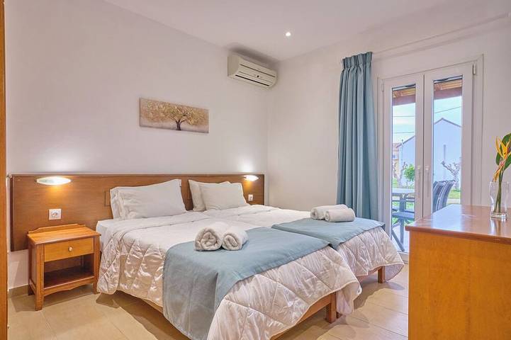 Bungalow für 5 Personen, mit Garten und Balkon auf Korfu - 4