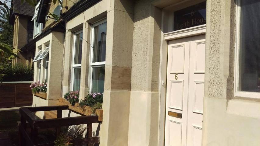 BnB für 10 Personen in Edinburgh