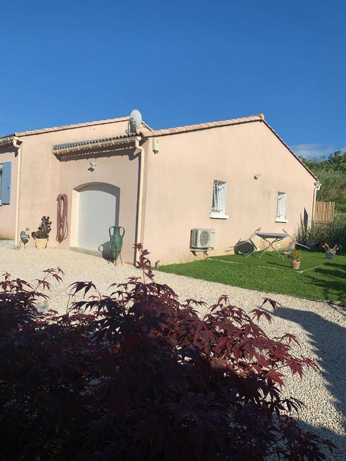 Gîte pour 2 personnes, avec piscine ainsi que jardin et jacuzzi à Carsan - 2