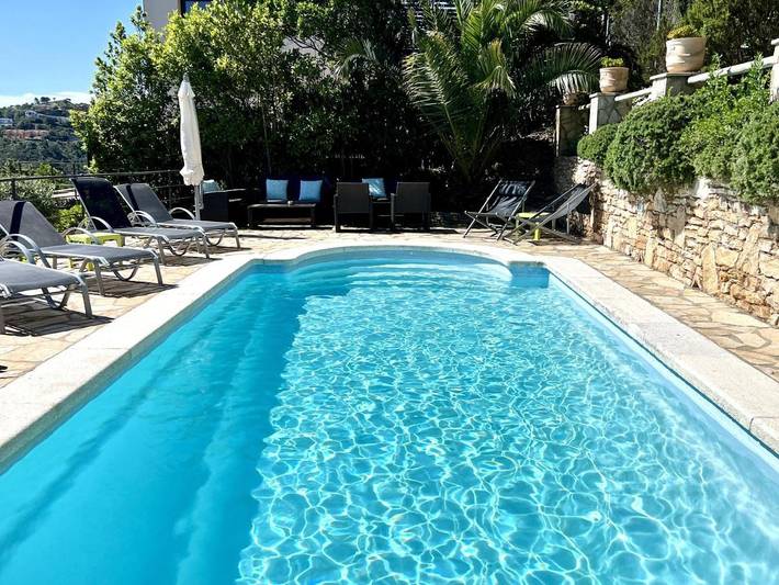 Casa de vacaciones para 8 personas, con terraza y piscina - 1