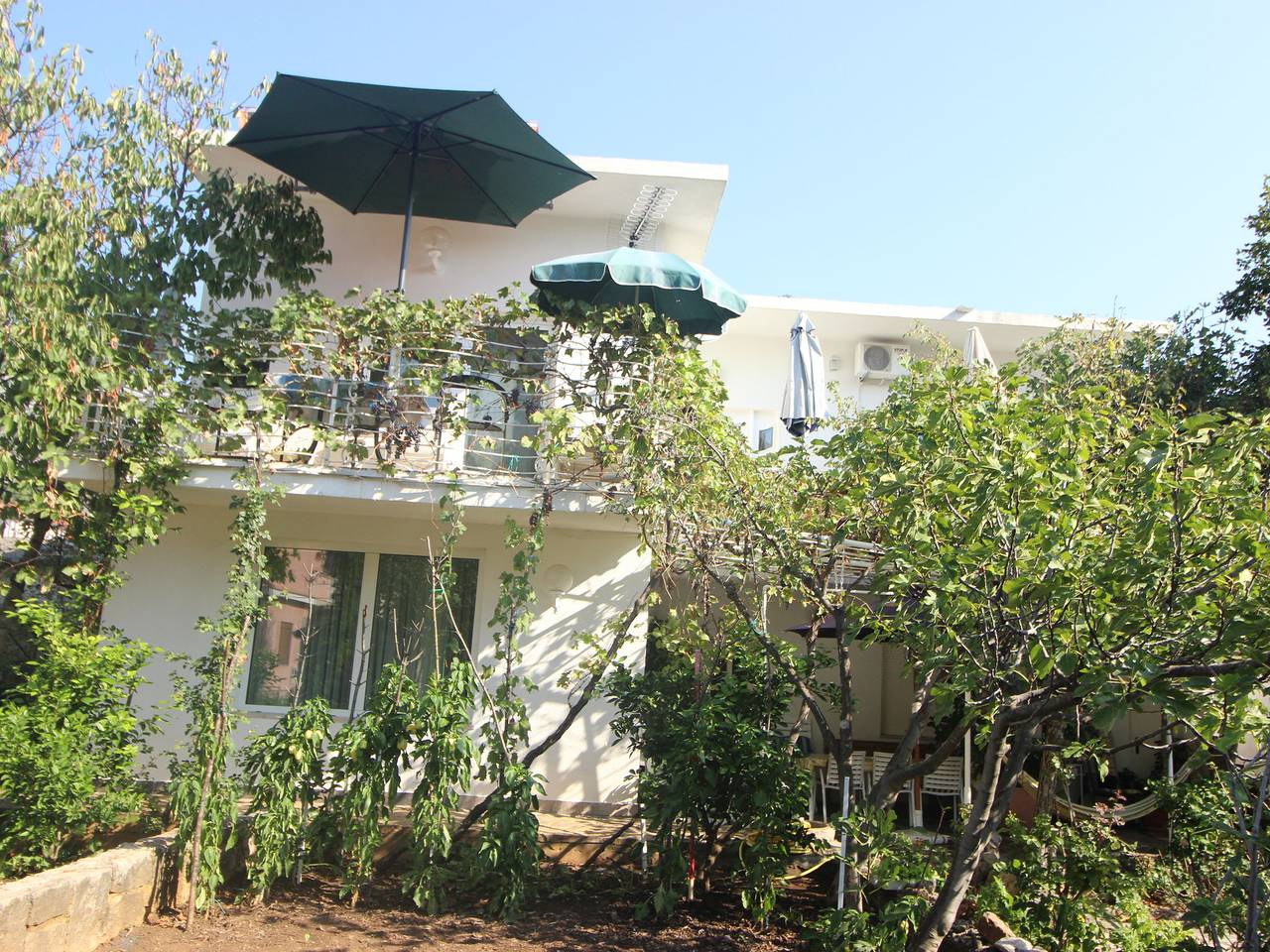 Entire apartment, Apartment in Starigrad near the Beach in Starigrad Paklenica, Starigrad