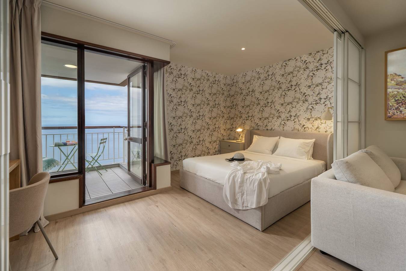 Estúdio inteiro, Monumental Studio 10 – Vista Mar e Piscina in São Martinho (desambiguação), Madeira