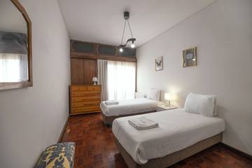 Apartment for 8 People in Bonfim, Porto District, Photo 4