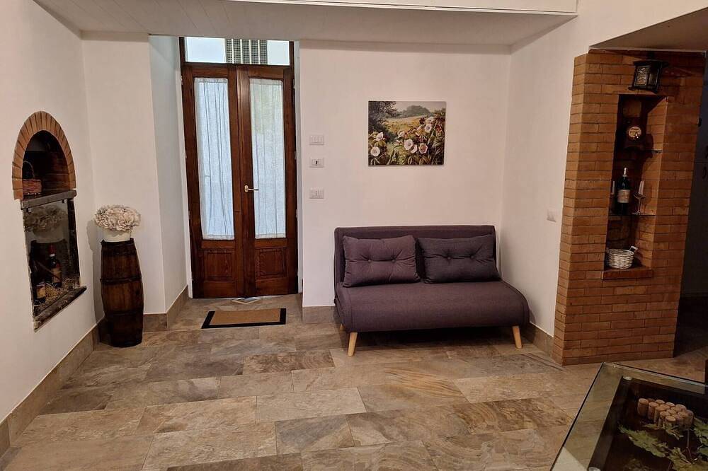 Entire apartment, The Alba & Tramonto cellar in Pimonte, Monti Lattari