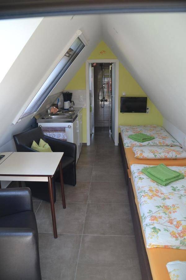 Ferienwohnung für 2 Personen, mit Garten und Sauna sowie Ausblick in Schaprode - 3