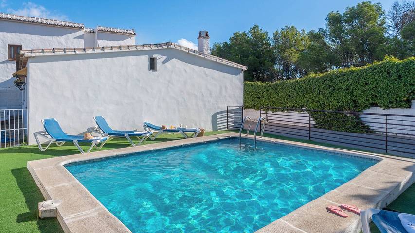Casa rural para 8 personas, con balcón/terraza y piscina en El Borge - 3