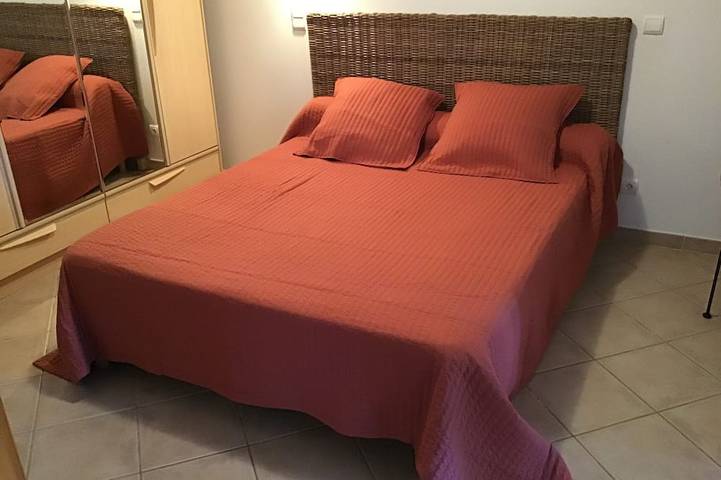 Location de vacances pour 5 personnes, avec terrasse, animaux acceptés à Bastelicaccia - 2