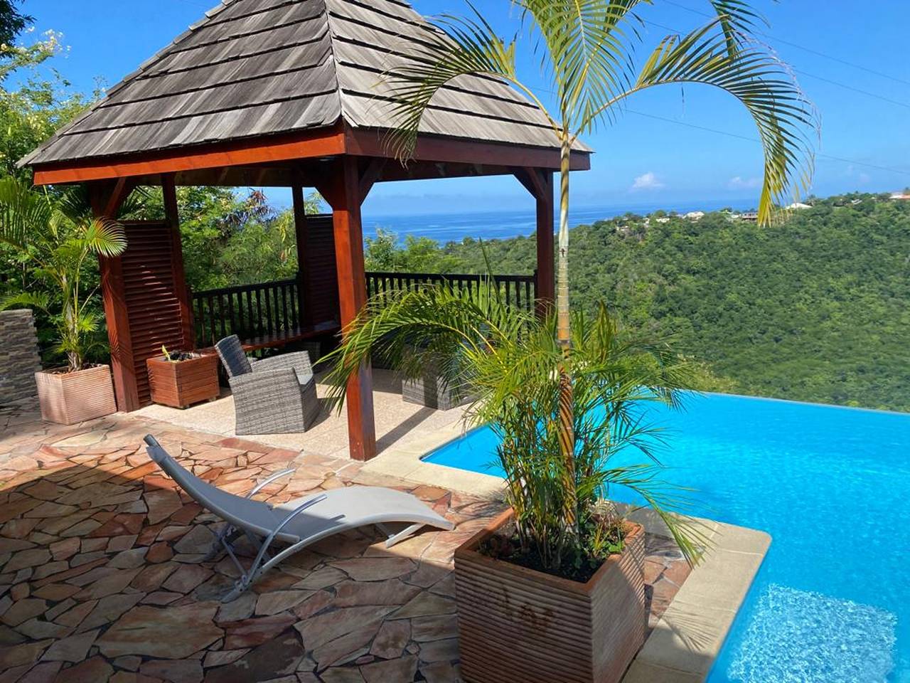 Bungalow idyllique à Vieux-Habitants avec vue sur la mer in Vieux-Habitants, Guadeloupe