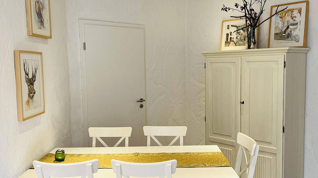 Geheel vakantieappartement, Vakantieappartement voor 4 personen met terras in Gerolstein, Vulkaan-Eifel