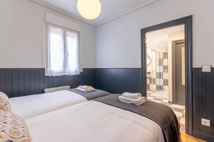 Apartamento entero, Apartamento frente Ría Bilbao, cerca del metro in Erandio, Vizcaya
