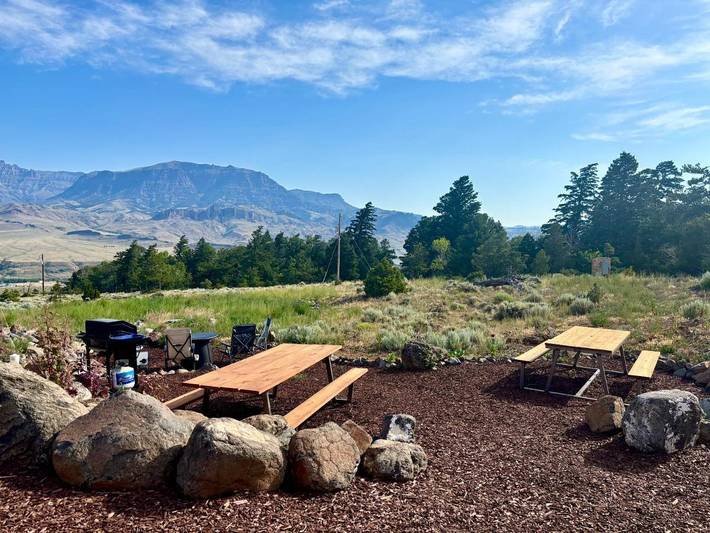 Gîte pour 5 personnes, avec vue ainsi que jardin et sauna à Wapiti - 4